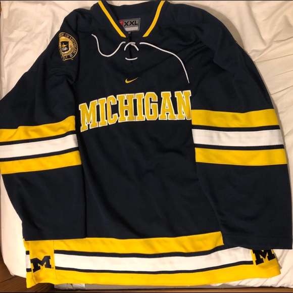 Nike Other - Nike Michigan Hockey Jersey